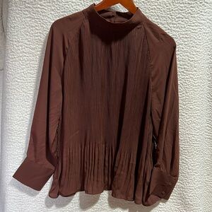 Flowy brown top